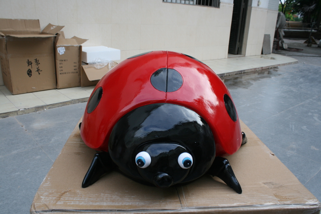 Outdoor Resin Animal Sculpture Seven Star Ladybird Color Custom